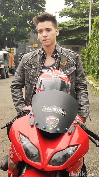 8 Seleb Ganteng yang Sukses di Usia Muda, Idola Kids Jaman 8 Seleb Ganteng yang Sukses di Usia Muda, Idola Kids Jaman