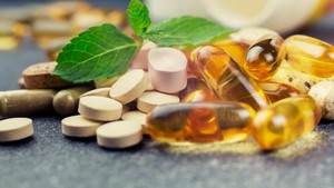 Jangan Kombinasikan 5 Makanan Ini dengan Obat-obatan! Jangan Kombinasikan 5 Makanan Ini dengan Obat-obatan!