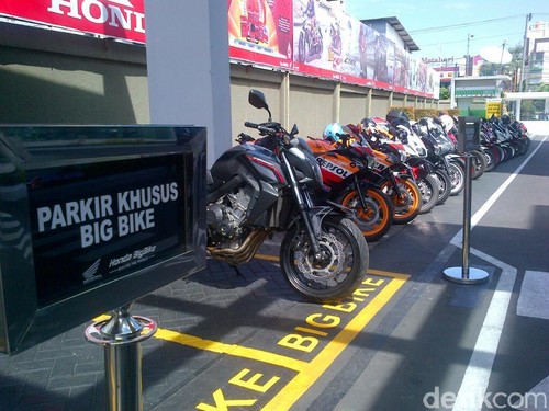 Puluhan Moge Honda Siap Jelajah Thailand-Malaysia