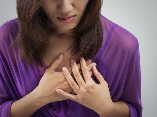 Penyebab Jantung yang Tiba-tiba Berdetak Kencang Penyebab Jantung yang Tiba-tiba Berdetak Kencang
