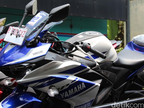 Yamaha Minta Pengguna R25 dan MT-25 Datang ke Diler Mulai 12 Juli 2016