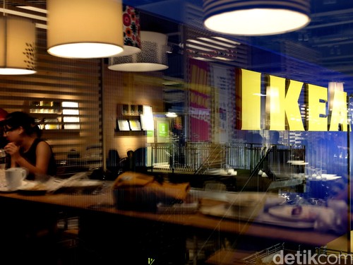 Ikea Akan Luncurkan Furnitur Kekinian Bersama Desainer Favorit Kanye West Ikea Akan Luncurkan Furnitur Kekinian Bersama Desainer Favorit Kanye West