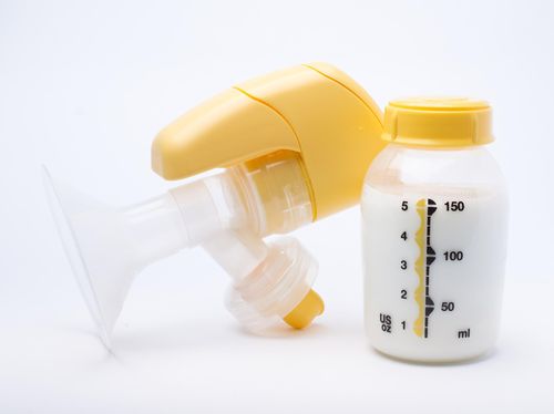 Berapa Mililiter ASI Perah untuk Bayi Usia 6 Bulan? Berapa Mililiter ASI Perah untuk Bayi Usia 6 Bulan?