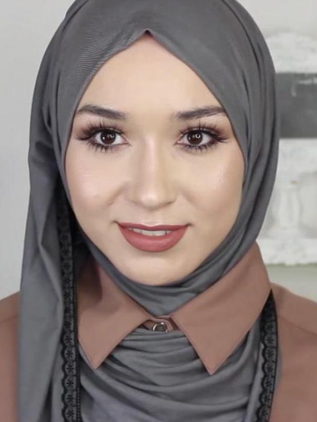 Tutorial Hijab Tanpa Ciput untuk Kemeja Berkerah Hanya 2 Menit
