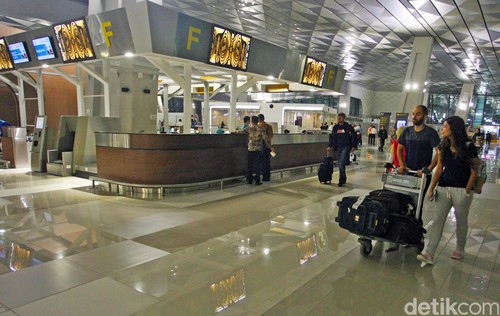 Wi-fi Murah di Bandara Soetta Ngebut 100 Mbps