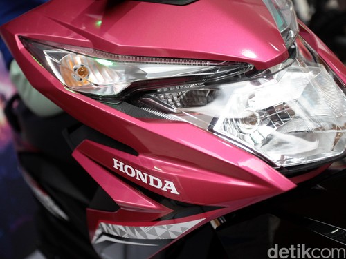 Rayakan Penjualan ke 10 Juta, Honda Gelar Pesta BeAT di Bandung dan Solo