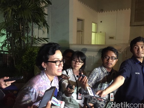 Sri Mulyani Jelaskan Penetapan Cukai Rokok yang Libatkan Berbagai Pihak