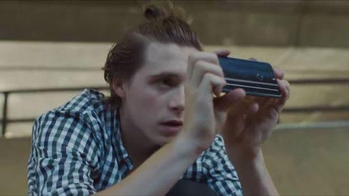 Iklankan Huawei, Brooklyn Beckham Dibayar Rp 1,7 Miliar