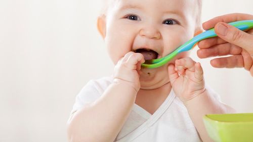 Standar Emas Makanan Bayi: IMD, ASI Eksklusif dan MPASI Bergizi Standar Emas Makanan Bayi: IMD, ASI Eksklusif dan MPASI Bergizi