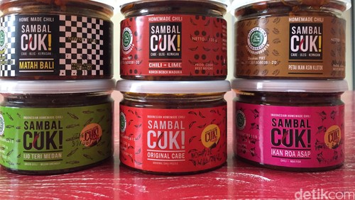 Sambal Cuk Surabaya: Uenake Rek! Cabe Ulek Kemasan Ikan Roa Asap dan Ikan Asin Klotok Sambal Cuk Surabaya: Uenake Rek! Cabe Ulek Kemasan Ikan Roa Asap dan Ikan Asin Klotok