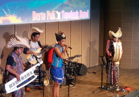 Kisah Pemuda NTT Keliling Dunia Perkenalkan Sasando