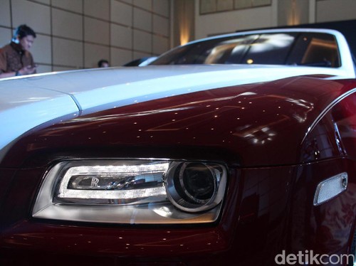 Rolls-Royce Tak Kejar Jumlah Penjualan