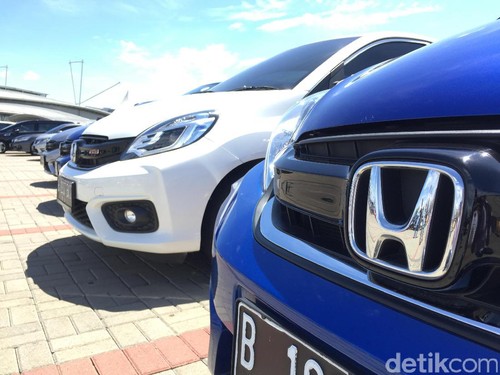 1.000 Mobil Honda Tumplek di BSD ICE, Tangerang