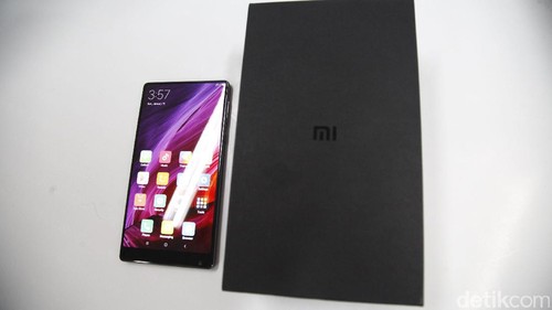 Xiaomi Mi Mix, Si Tanpa Bingkai yang Penuh Tenaga 