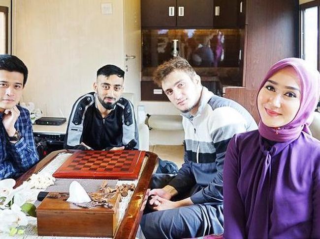 Hafidz Tampan Fatih Seferagic Kunjungi Universitas 