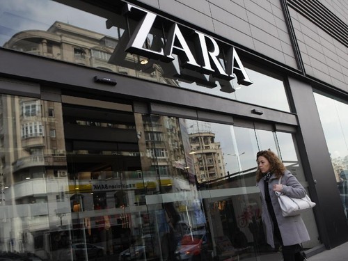 Wanita Amerika Ini Menemukan Bangkai Tikus Terjahit di Dress Zara