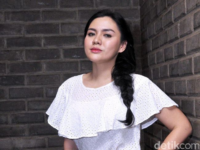 7 Artis Indonesia yang Pernah Di-bully karena Fisik, Ini ...