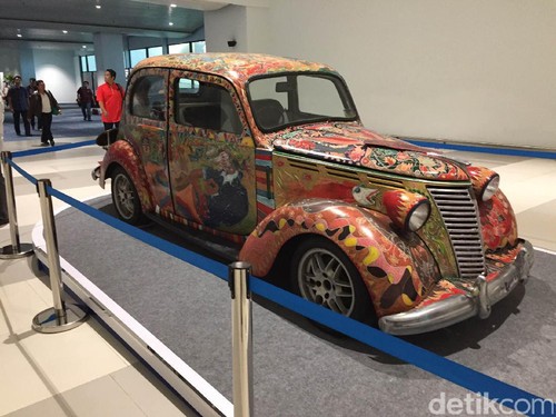 Mobil Antik Jadi Karya Seni Menarik di Terminal 3 Ultimate
