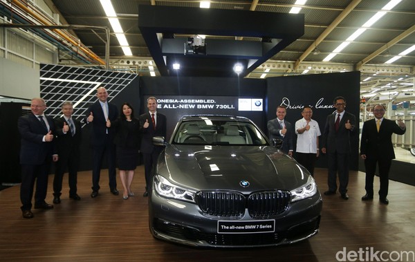 Ini BMW Seri 7 Rakitan Indonesia