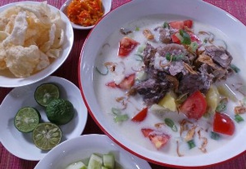  Soto  Betawi dan  Soto  Daging yang Hangat Bisa Jadi Santapan 