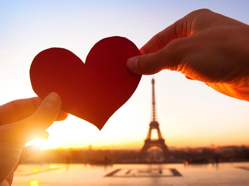 Sweet, 5 Kisah Cinta Ini Lebih Romantis Dibanding Cerita Dongeng