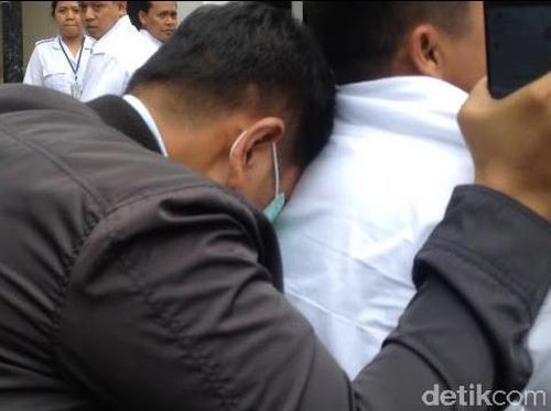Mengenal Gangguan Penyesuaian Seperti yang Dialami Mantan Pilot Citilink Mengenal Gangguan Penyesuaian Seperti yang Dialami Mantan Pilot Citilink
