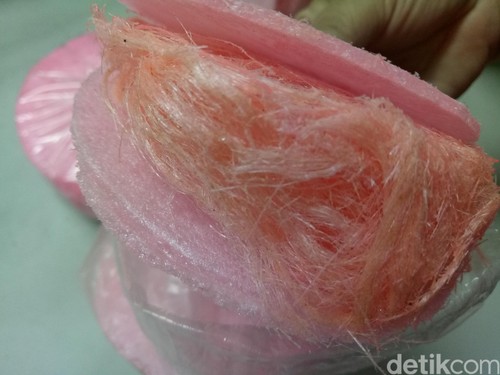 Rambut Nenek, Jajanan Nostalgia yang Renyah Manis Rambut Nenek, Jajanan Nostalgia yang Renyah Manis
