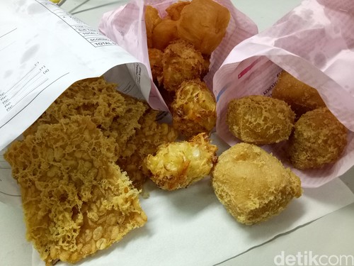 Gorengan Renyah, Camilan Gurih yang Bikin Ketagihan! Gorengan Renyah, Camilan Gurih yang Bikin Ketagihan!