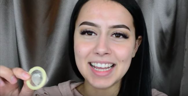 Ew Beauty Blogger Pakai Foundation dengan Kondom Ew Beauty Blogger Pakai Foundation dengan Kondom