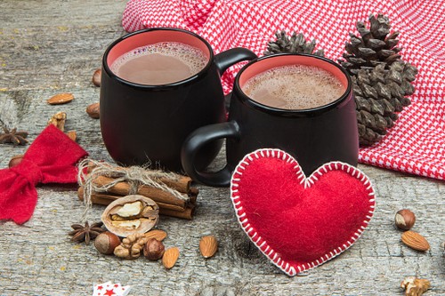 Yuk, Bikin Minuman Cokelat untuk Berdua dengan 4 Tips dari Ahli Cokelat Ini! Yuk, Bikin Minuman Cokelat untuk Berdua dengan 4 Tips dari Ahli Cokelat Ini!