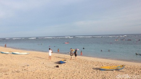 Yuk! Foto OOTD Di Pantai-pantai Cantik Ini - Metropolitan.id