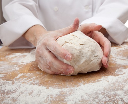 Hii! Peneliti Ini Bikin Roti dari Tepung Kecoa!