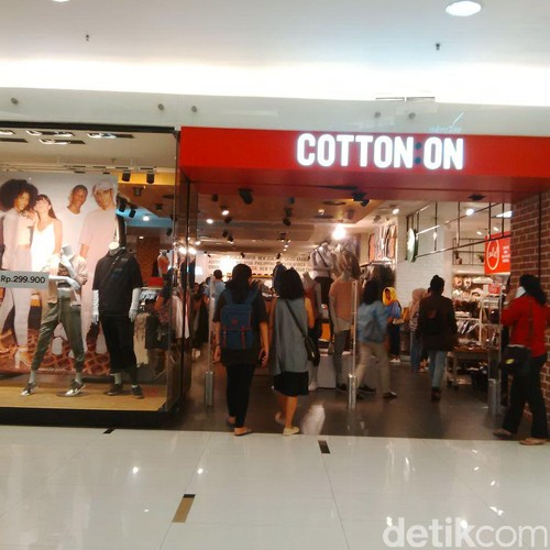 Cotton On Diskon Hingga 50%, Kaus Mulai dari Rp 100 Ribu Cotton On Diskon Hingga 50%, Kaus Mulai dari Rp 100 Ribu
