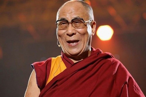 Dalai Lama Sarankan Minum Susu Kuda untuk Atasi Kecanduan Alkohol Dalai Lama Sarankan Minum Susu Kuda untuk Atasi Kecanduan Alkohol