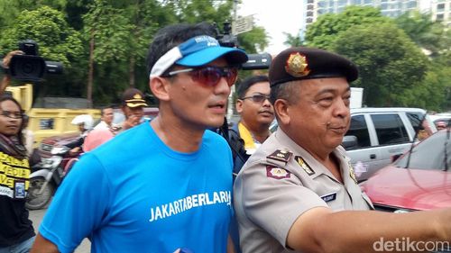 Punya Wagub Senang Lari? Awas Lho, Terbukti Olahraga Mudah Sekali Menular Punya Wagub Senang Lari? Awas Lho, Terbukti Olahraga Mudah Sekali Menular