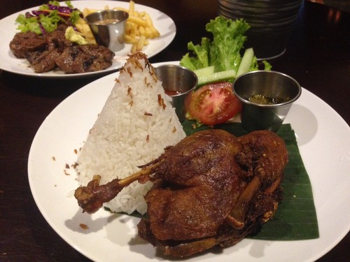 Jags Kitchen: Huah! Sedapnya Bebek Goreng Renyah Dicocol Dua Sambal Jags Kitchen: Huah! Sedapnya Bebek Goreng Renyah Dicocol Dua Sambal