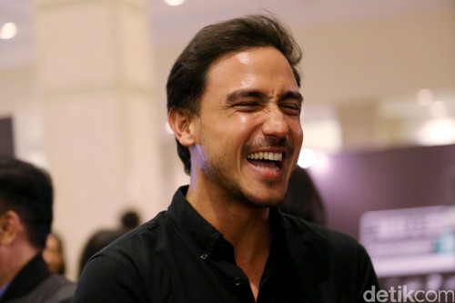 Wah, Hamish Daud Ternyata Doyan Petai dan Makan di Warteg! Wah, Hamish Daud Ternyata Doyan Petai dan Makan di Warteg!