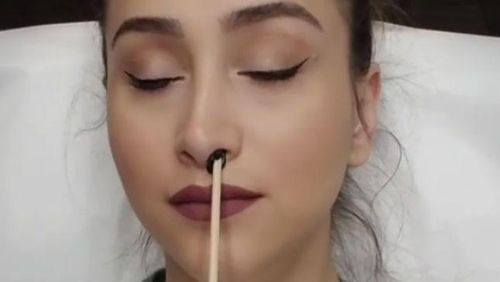 Beauty Blogger Ini Cabuti Bulu Hidungnya, Aman atau Tidak? Beauty Blogger Ini Cabuti Bulu Hidungnya, Aman atau Tidak?