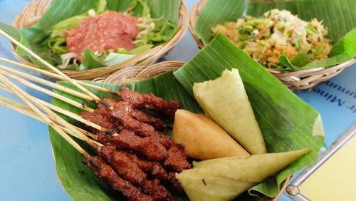Sate Matang dan Sate Rembiga, Sate Enak Berbahan Daging Sapi Sate Matang dan Sate Rembiga, Sate Enak Berbahan Daging Sapi