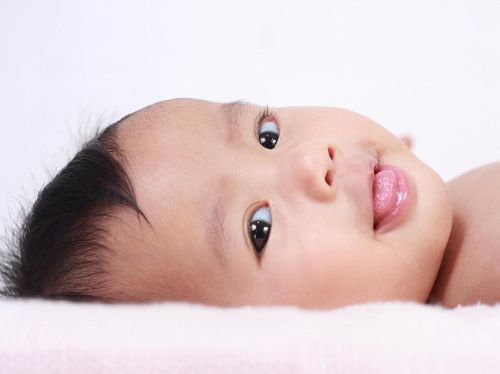 Mengatasi Bayi yang Susah Makan Mengatasi Bayi yang Susah Makan