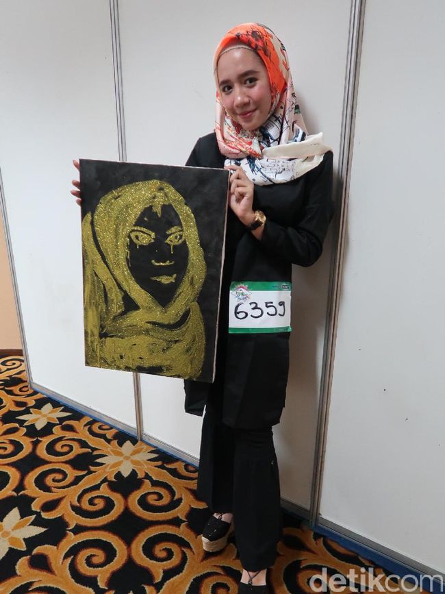 Hijabers Cantik Pamer Lukisan Glitter di Audisi Sunsilk 