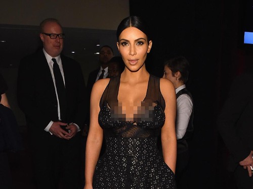 Lewat Foto Seksi, Kim Kardashian Capai 100 Juta Followers di Instagram Lewat Foto Seksi, Kim Kardashian Capai 100 Juta Followers di Instagram
