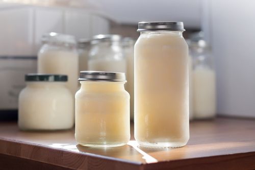 Orang-orang Dewasa yang Minum ASI untuk Kesehatan 1 Orang-orang Dewasa yang Minum ASI untuk Kesehatan 1