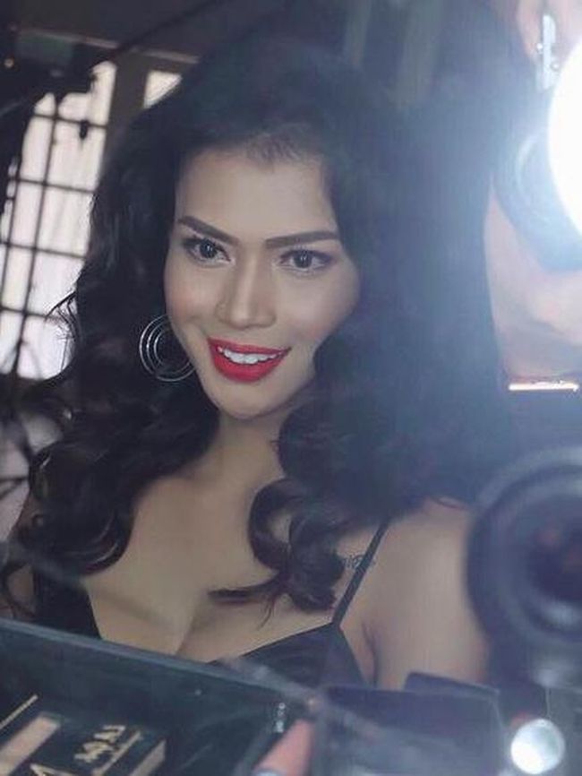 Heboh Dinda Syarif, Ini 8 Model Transgender yang Lebih 