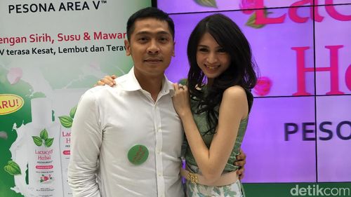 Resep Adi Nugroho dan Donita Jaga Keharmonisan Rumah Tangga Resep Adi Nugroho dan Donita Jaga Keharmonisan Rumah Tangga