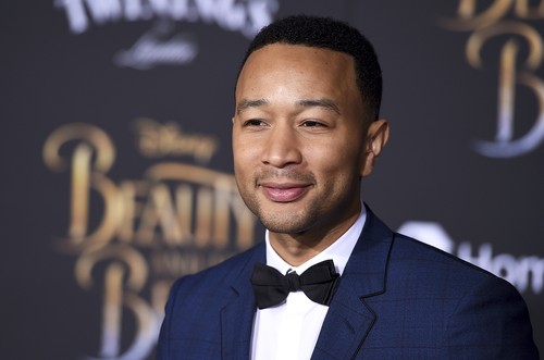 John Legend Sumbangkan 670 Juta Rupiah untuk Dana Makan Siang Siswa di Amerika John Legend Sumbangkan 670 Juta Rupiah untuk Dana Makan Siang Siswa di Amerika