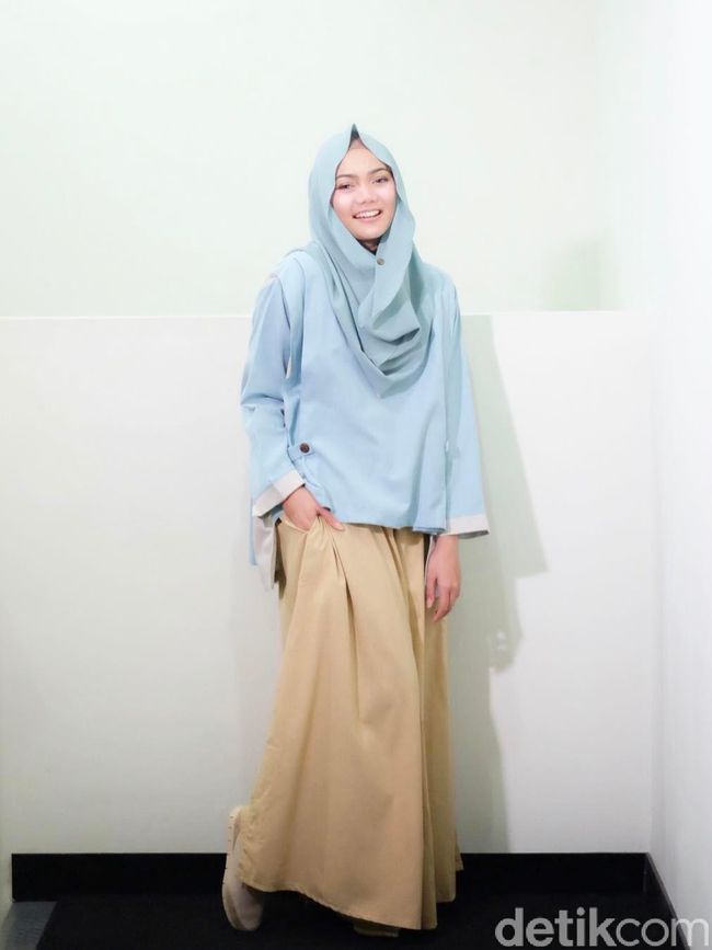 Pashmina Instan ala Rina Nose Dicari Pembeli Jelang Lebaran Pashmina Instan ala Rina Nose Dicari Pembeli Jelang Lebaran