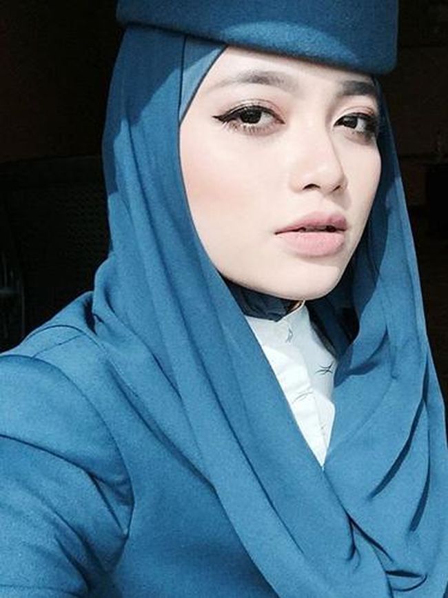 Foto Pramugari  pramugari  Cantik Berhijab