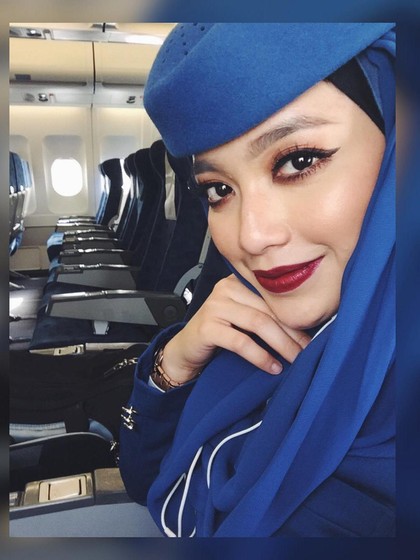 Foto: Radiah Sarip, Pramugari Cantik Berhijab dari Saudia Airlines Foto: Radiah Sarip, Pramugari Cantik Berhijab dari Saudia Airlines