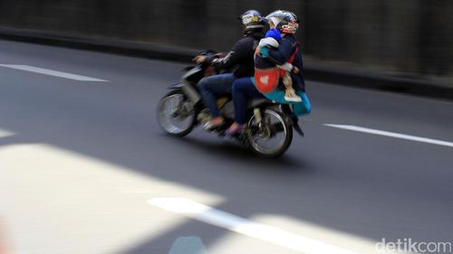 Hendak Mudik Naik Motor? Ini Risikonya Bagi Kesehatan Hendak Mudik Naik Motor? Ini Risikonya Bagi Kesehatan